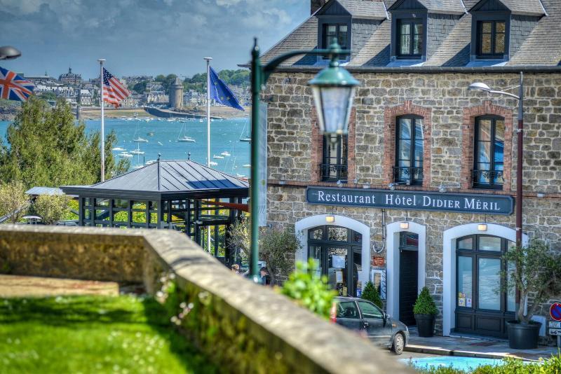 Restaurant Hotel Didier Meril Dinard Eksteriør billede